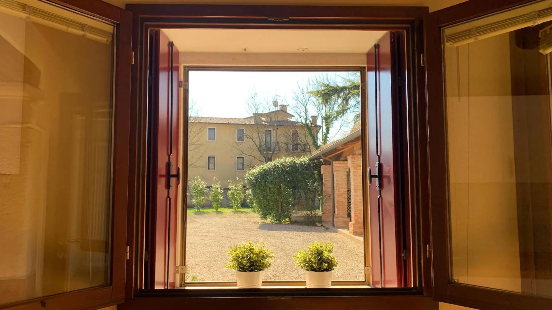 Villa Da Schio - La Peschiera By Holiday World Castelgomberto 0*,  Italia